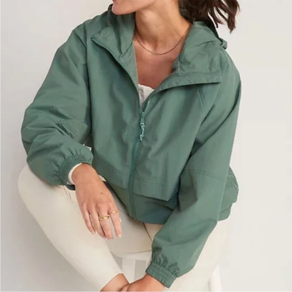 Old Navy Active | Silver Fern Hooded Mesh Lined Water-resistant  Zip Up Jacket